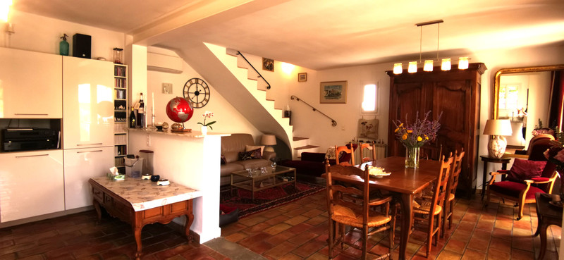 French property for sale in Avignon, Vaucluse - €320,000 - photo 3