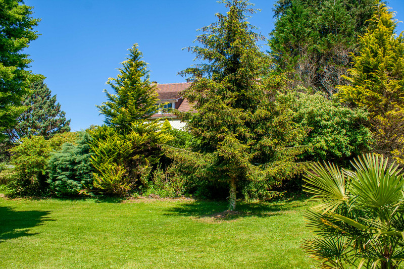 French property for sale in Saint-Pardoux-Corbier, Corrèze - €369,000 - photo 12
