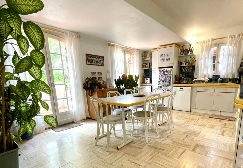 French property for sale in Saint-Émilion, Gironde - €730,000 - photo 4