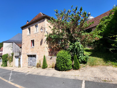 Maison à vendre à Hautefort, Dordogne, Aquitaine, avec Leggett Immobilier