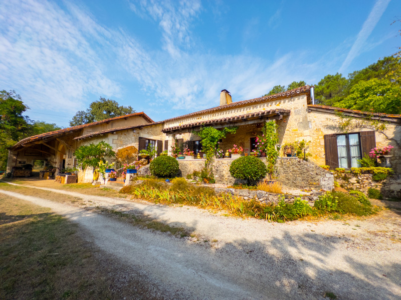 French property for sale in Villamblard, Dordogne - €310,000 - photo 1