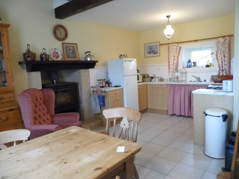 French property for sale in Mauron, Morbihan - &#8364;89,100 - photo 4