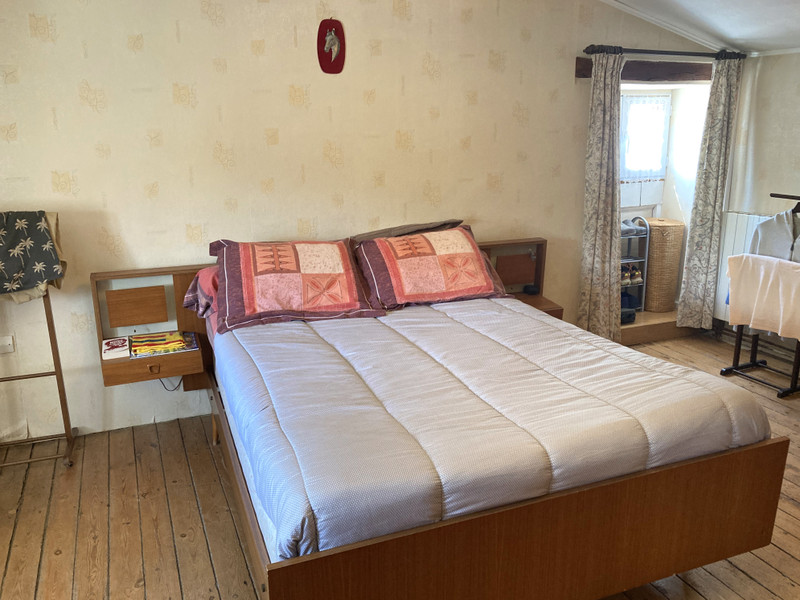 French property for sale in Payroux, Vienne - €172,800 - photo 6