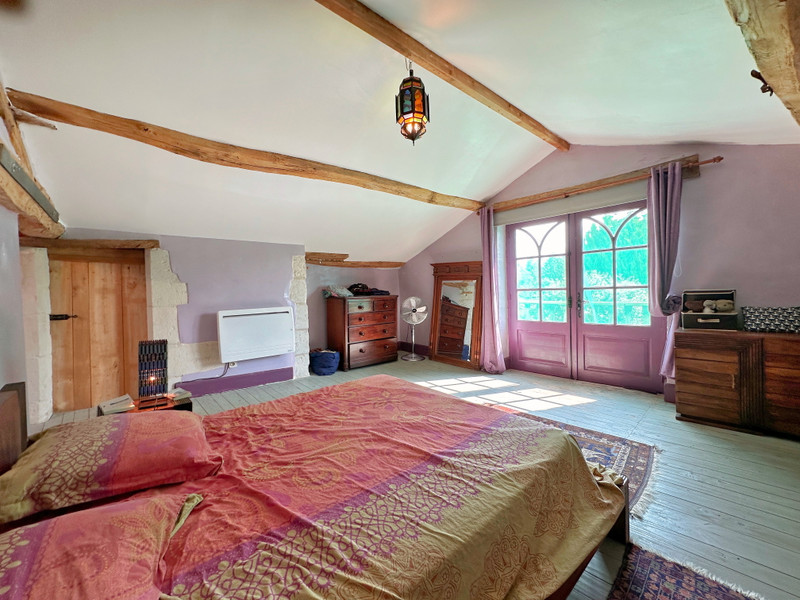 French property for sale in Bonnes, Charente - €379,000 - photo 4