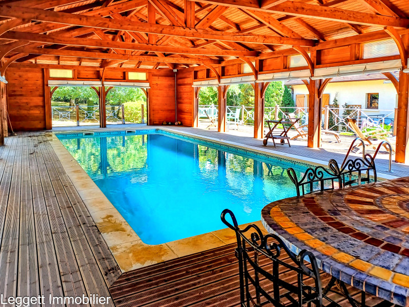 French property for sale in Terrasson-Lavilledieu, Dordogne - €598,500 - photo 2