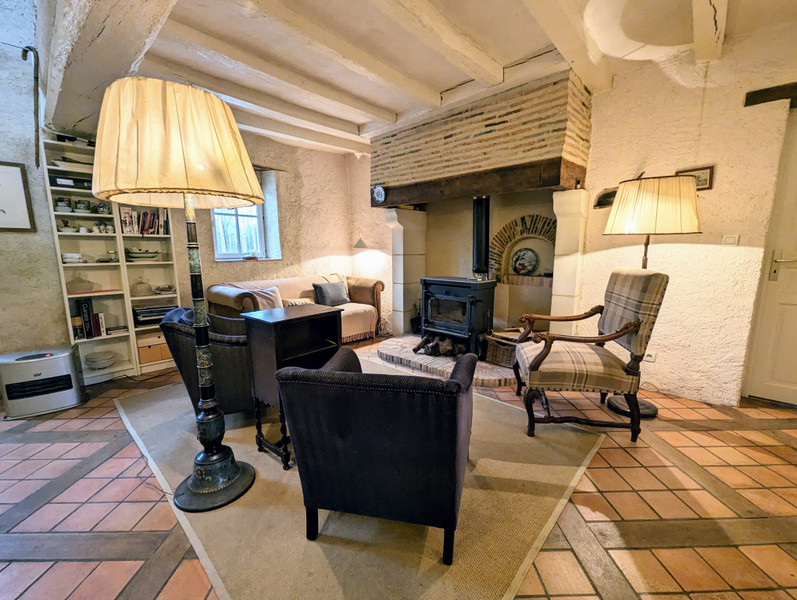 French property for sale in Baugé-en-Anjou, Maine-et-Loire - €256,000 - photo 2