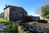 Maison à vendre à Paizay-Naudouin-Embourie, Charente - 46 600 € - photo 8