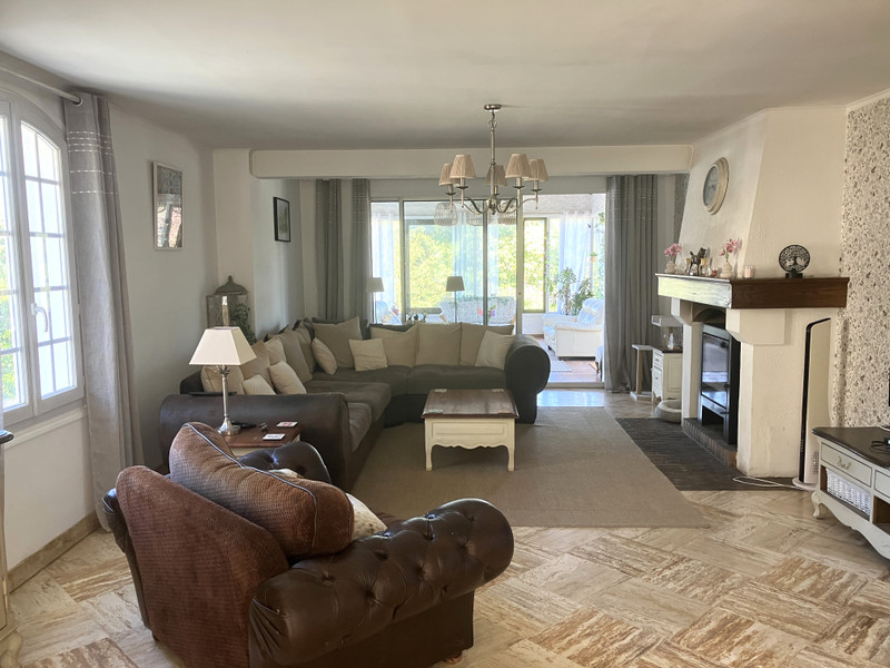 French property for sale in Availles-Limouzine, Vienne - €384,000 - photo 2