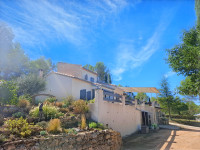 Propriété à vendre à La Verdière, Var - 630 000 € - photo n°1