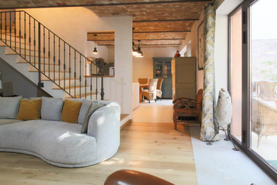 French property for sale in Apt, Vaucluse - €345,000 - photo 2