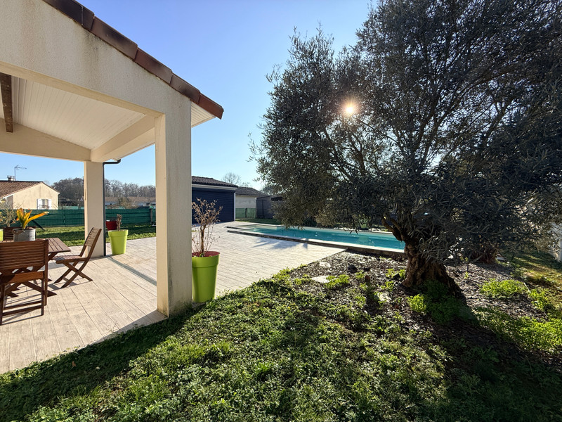 French property for sale in Montagne, Gironde - €339,200 - photo 4