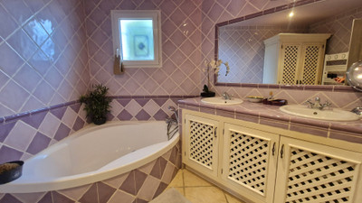 French property for sale in Espondeilhan, Hérault - €825,000 - photo 6