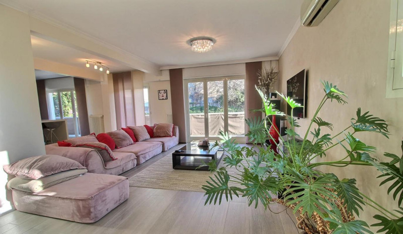 French property for sale in Antibes, Alpes-Maritimes - €1,250,000 - photo 3