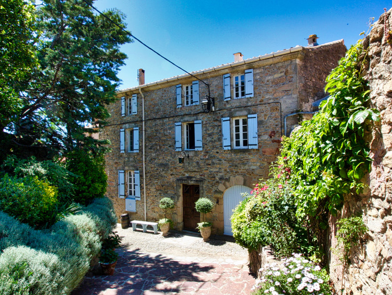 commercial for sale in Languedoc-Roussillon (Occitanie)