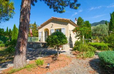 Maison à vendre à Nyons, Drôme, Rhône-Alpes, avec Leggett Immobilier