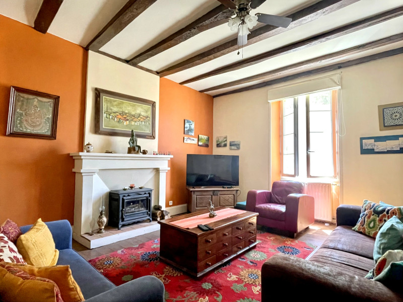 French property for sale in Marcillac-Lanville, Charente - €267,500 - photo 1