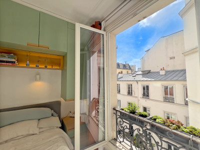 French property for sale in Paris 10e Arrondissement, Paris - €395,000 - photo 7