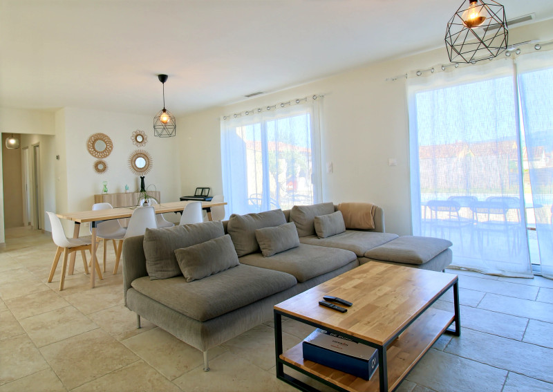 French property for sale in Gargas, Vaucluse - €479,000 - photo 4