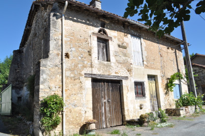 Maison à vendre à Sorges et Ligueux en Périgord, Dordogne, Aquitaine, avec Leggett Immobilier