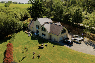 French property for sale in Saint-Martin-sur-Oust, Morbihan - €995,000 - photo 4