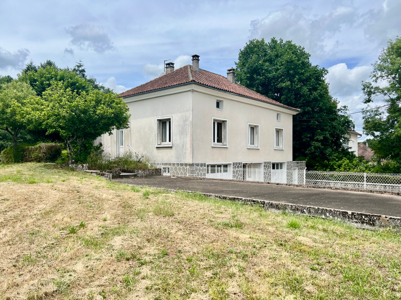 French property for sale in Piégut-Pluviers, Dordogne - €141,700 - photo 0