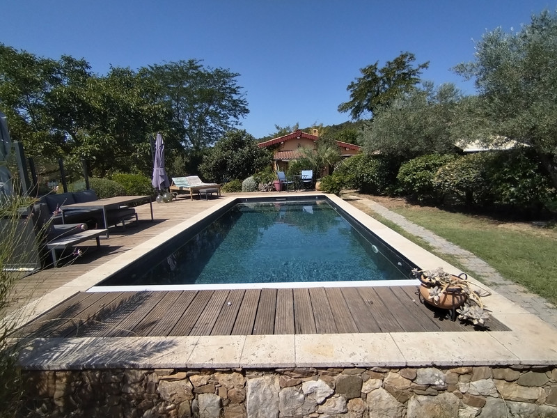 French property for sale in Carnoules, Var - €525,000 - photo 7