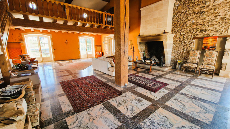 French property for sale in Saint-Michel-de-Montaigne, Dordogne - €473,000 - photo 2