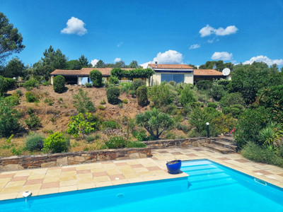 Maison à vendre à Prades-sur-Vernazobre, Hérault, Languedoc-Roussillon, avec Leggett Immobilier