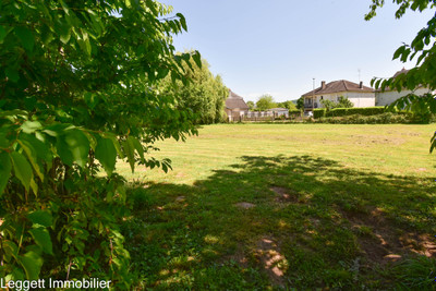 Terrain à vendre à Cublac, Corrèze, Limousin, avec Leggett Immobilier
