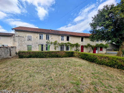 French property for sale in Aubigné, Deux-Sèvres - €638,000 - photo 3