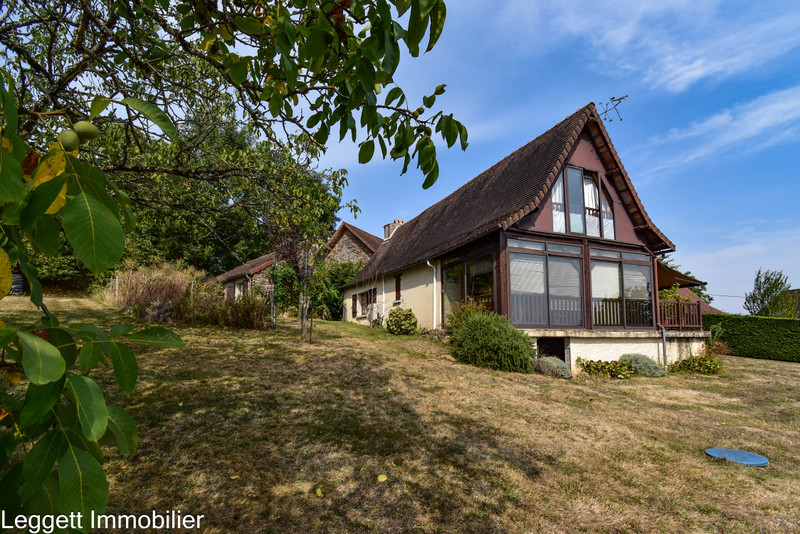 Maison à vendre à Juillac, Corrèze - 250.000 € - photo 1
