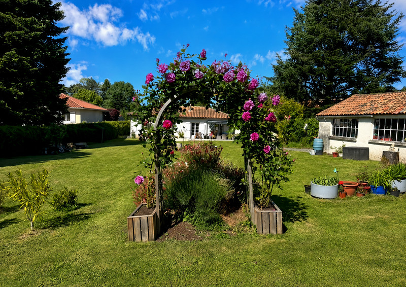 Propriété à vendre à Montembœuf, Charente - 119 900 €