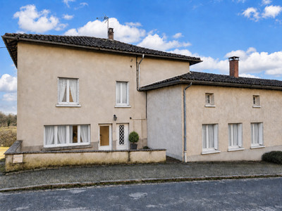house for sale in Charente