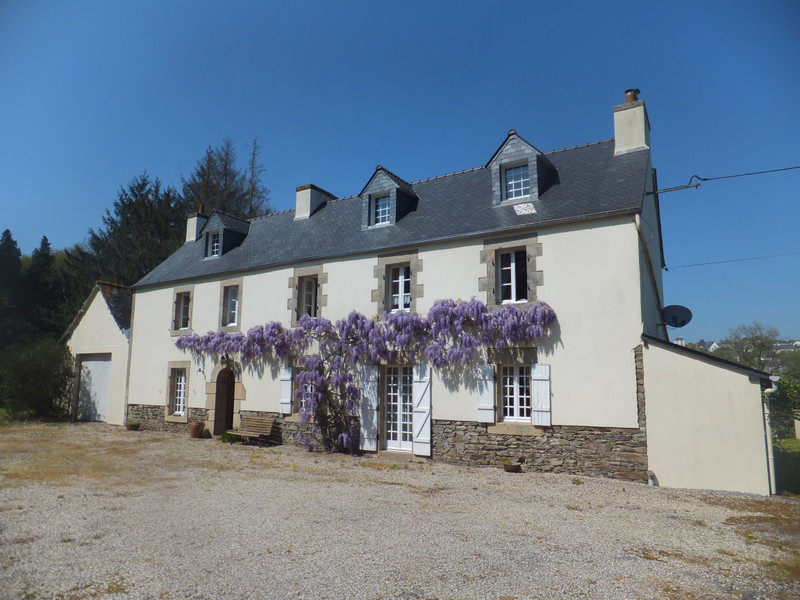 Maison à vendre à Carhaix-Plouguer, Finistère - 235 400 € - photo 1