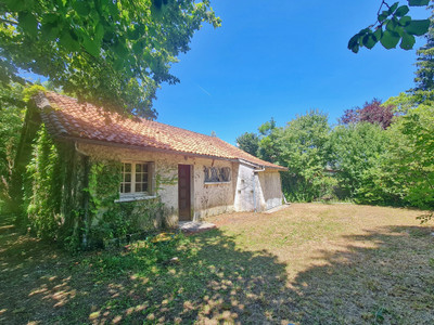 Maison à vendre à Saint-Pardoux-de-Drône, Dordogne, Aquitaine, avec Leggett Immobilier