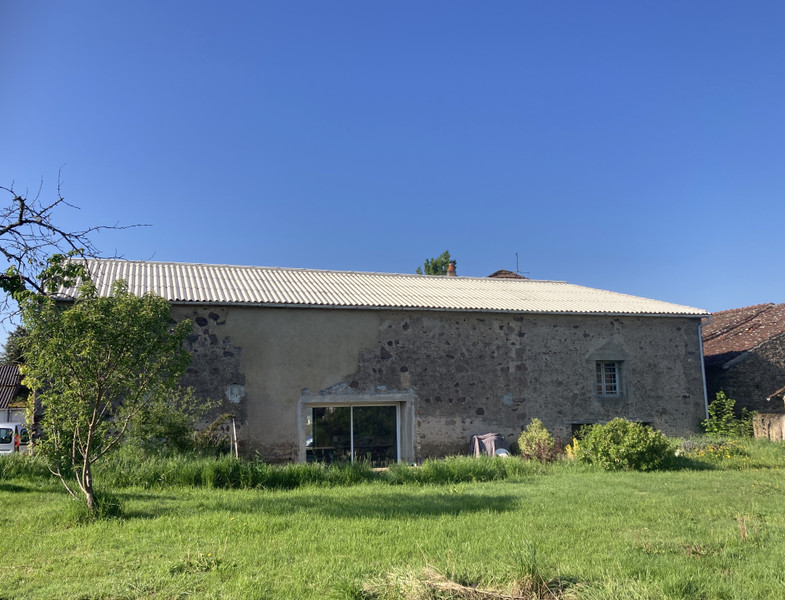 French property for sale in Millac, Vienne - €245,000 - photo 3