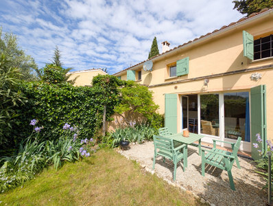 French property for sale in Buisson, Vaucluse - €395,000 - photo 4