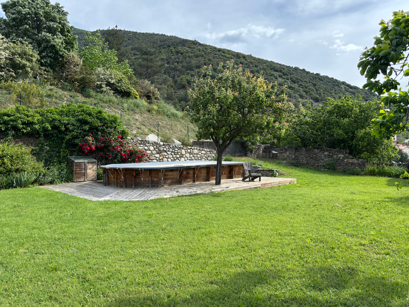 French property for sale in Olette, Pyrénées-Orientales - €285,000 - photo 1