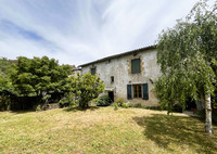 Maison à vendre à Confolens, Charente - 152.173 € - photo 5