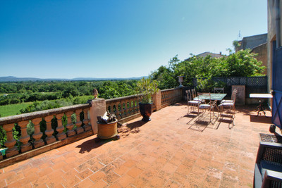 French property for sale in Clermont-l'Hérault, Hérault - €440,000 - photo 2