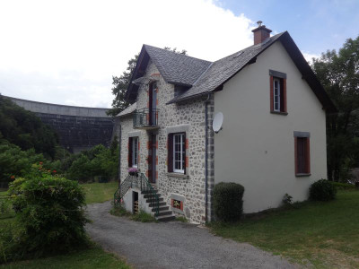 Maison à vendre à Lanobre, Cantal, Auvergne, avec Leggett Immobilier