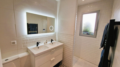 French property for sale in Saint-Laurent-des-Combes, Gironde - €369,000 - photo 6