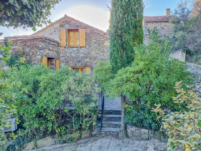 Maison à vendre à Vieussan, Hérault, Languedoc-Roussillon, avec Leggett Immobilier