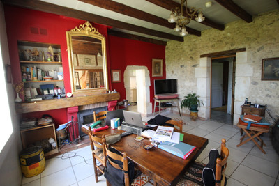 French property for sale in Eyraud-Crempse-Maurens, Dordogne - €340,000 - photo 1