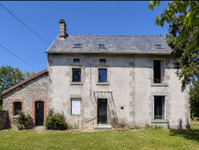Propriété à vendre à Puy-Malsignat, Creuse - 214 000 € - photo n°1