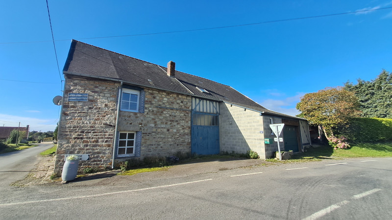 French property for sale in Domfront en Poiraie, Orne - €109,000 - photo 2
