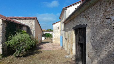 French property for sale in Bourdeilles, Dordogne - €477,000 - photo 1