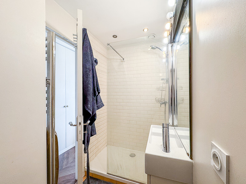 French property for sale in Paris 10e Arrondissement, Paris - €315,000 - photo 7