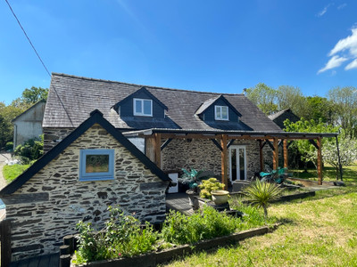 French property for sale in Saint-Martin-des-Prés, Côtes-d'Armor - €189,000 - photo 1