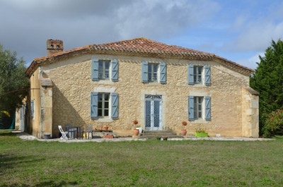 Maison à vendre à Castelnau-Barbarens, Gers, Midi-Pyrénées, avec Leggett Immobilier